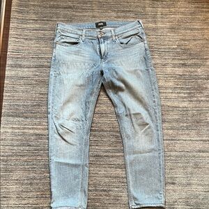 PAIGE Men’s  Croft Skinny Jeans in Light Blue Wash. Size 32